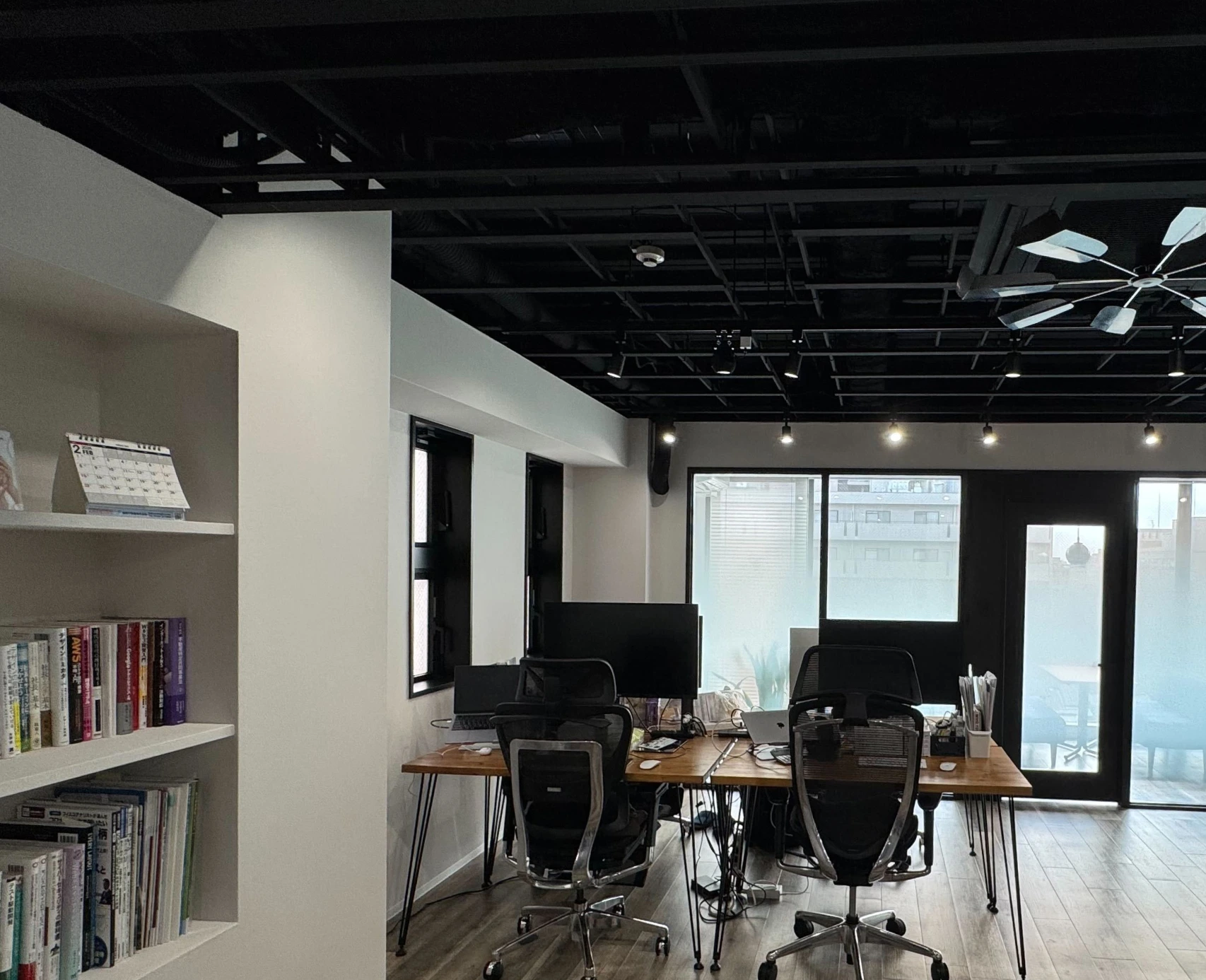 誇れる仕事で、未来を切り拓く。